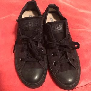 All black converse shoes